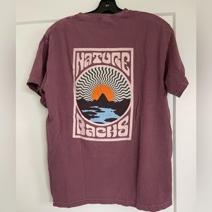 Naturebacks T shirt